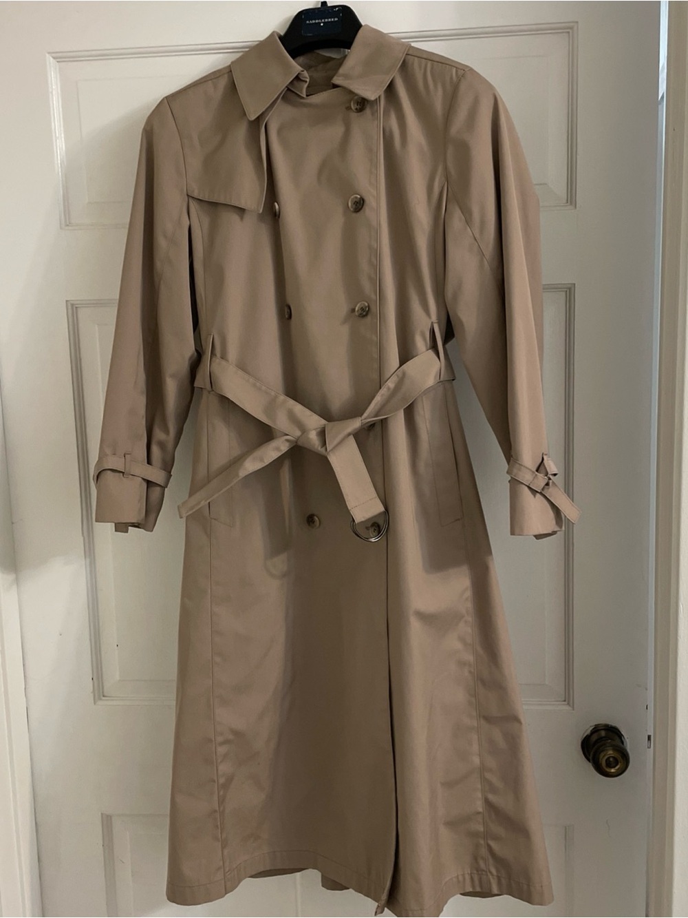 London Fog Maincoat Long Trench Coat Women’s Size 10P Belted Lined
Vintage 70s